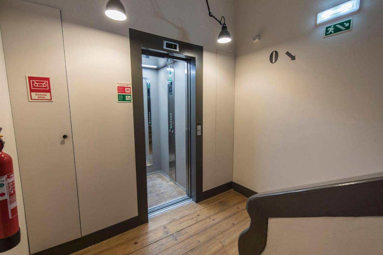 Lovelystay - 3 Bedroom Downtown Wonderwall Lisbon Exterior photo