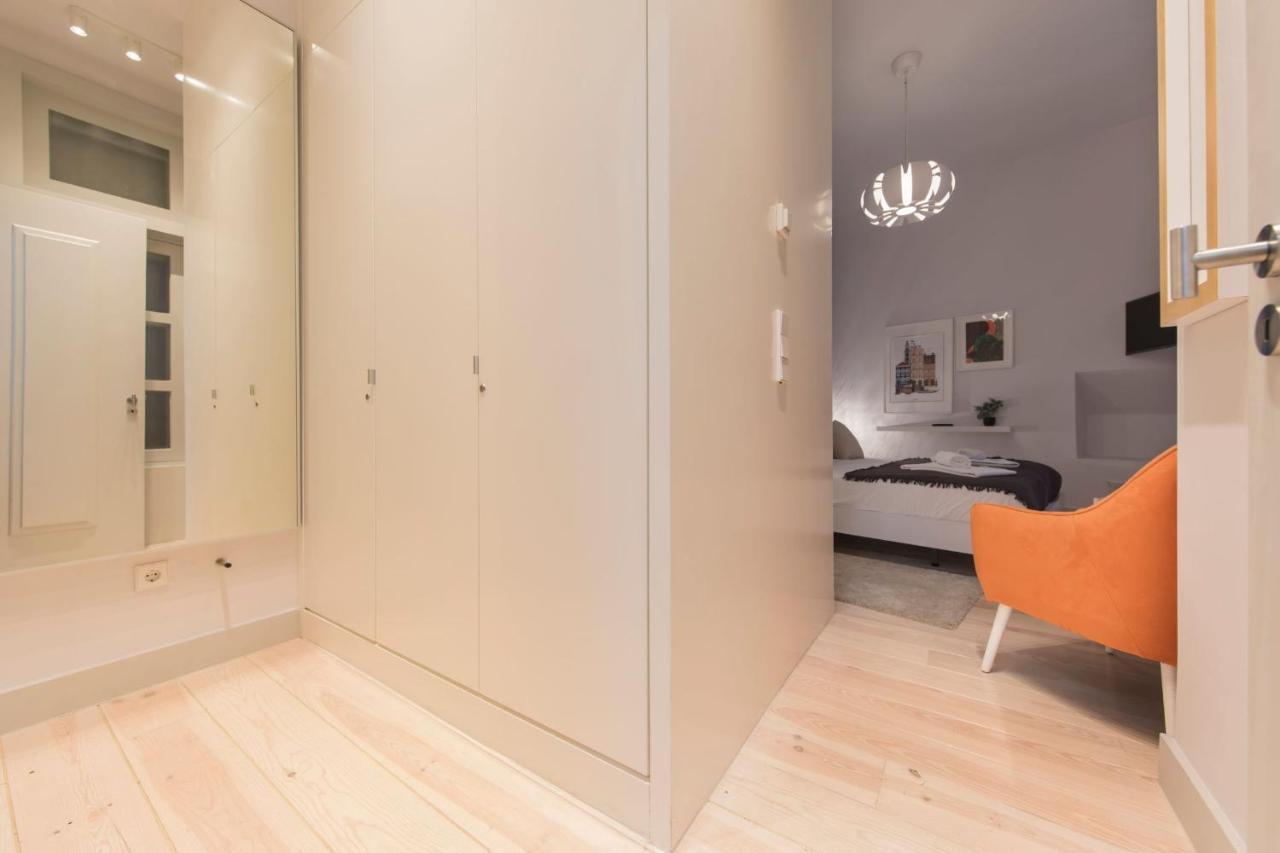Lovelystay - 3 Bedroom Downtown Wonderwall Lisbon Exterior photo